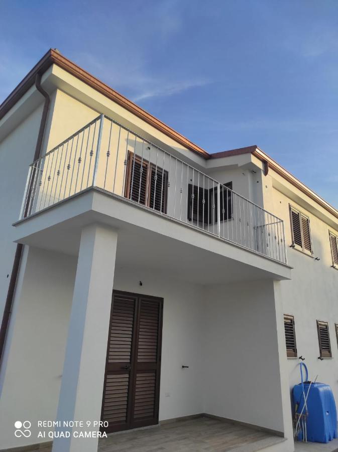 Appartement F2 Meuble Loculi Exterior photo